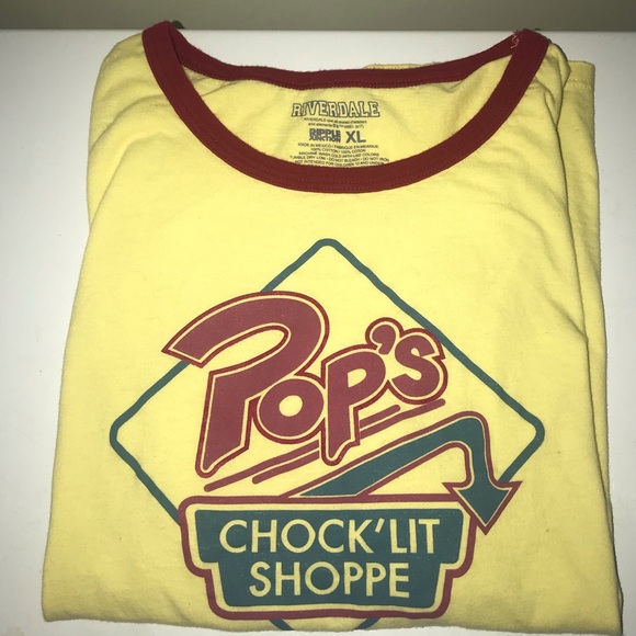 Hot Topic Tops - Riverdale Pop’s Chock’Lit Shoppe girls shirt